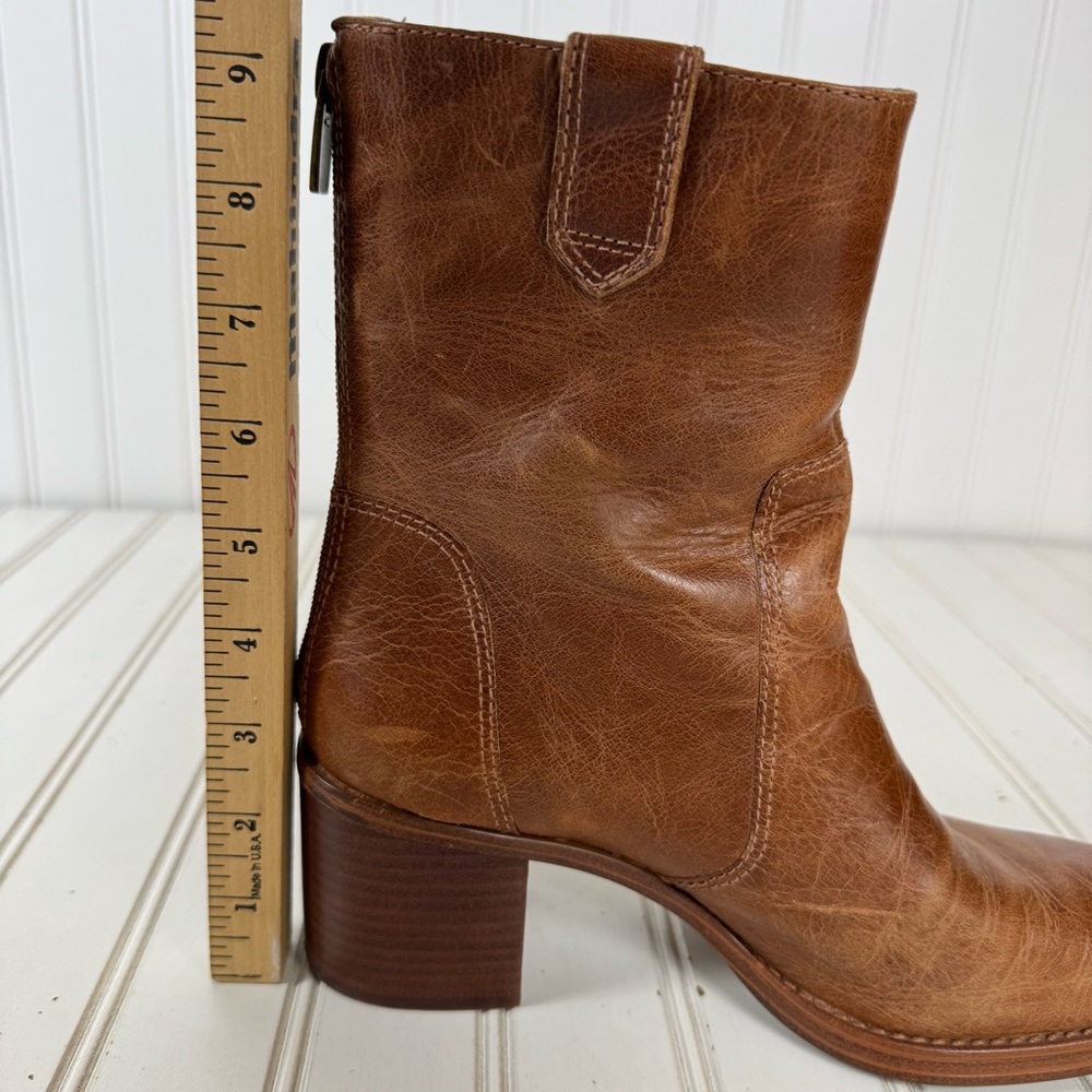 Vince Camuto Zeldina Ankle Bootie Women’s Sz. 7M Caramel Leather‎ Distressed - Picture 9 of 14